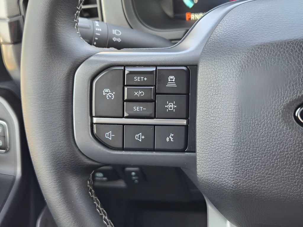 Used 2025 Ford F150 Lariat w/ FX4 Off-Road Package AWD/4WD image 25