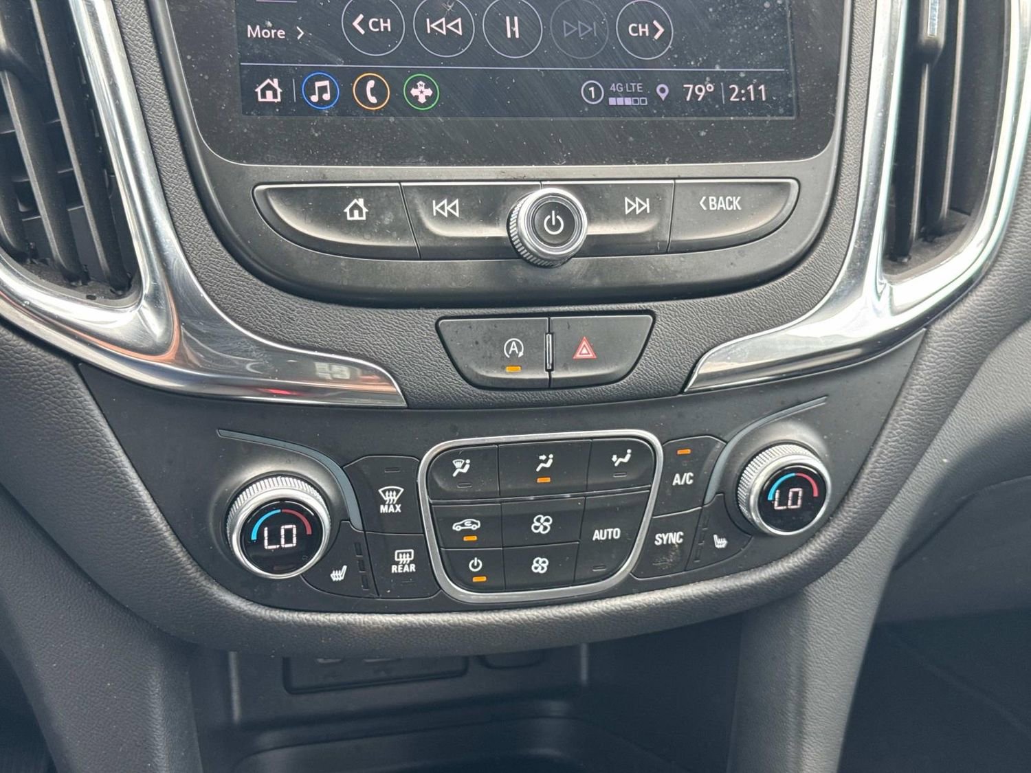Used 2024 Chevrolet Equinox LT FWD image 33