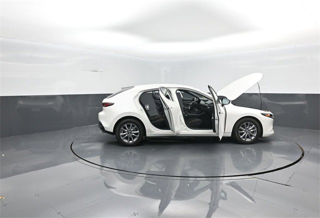 Used 2021 MAZDA MAZDA3 s image 41