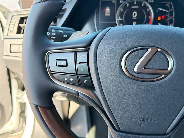 New 2025 Lexus ES 350 Ultra Luxury image 36