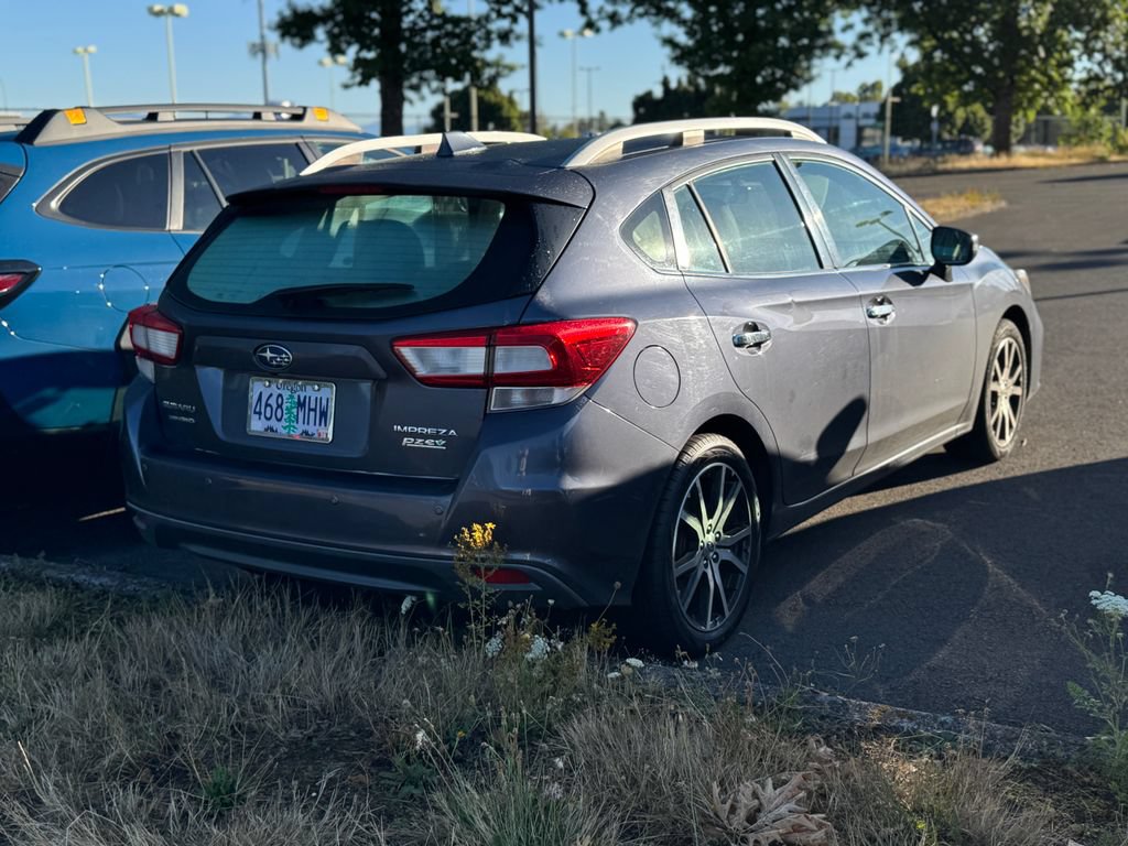 Used 2017 Subaru Impreza 2.0i Limited AWD/4WD image 2