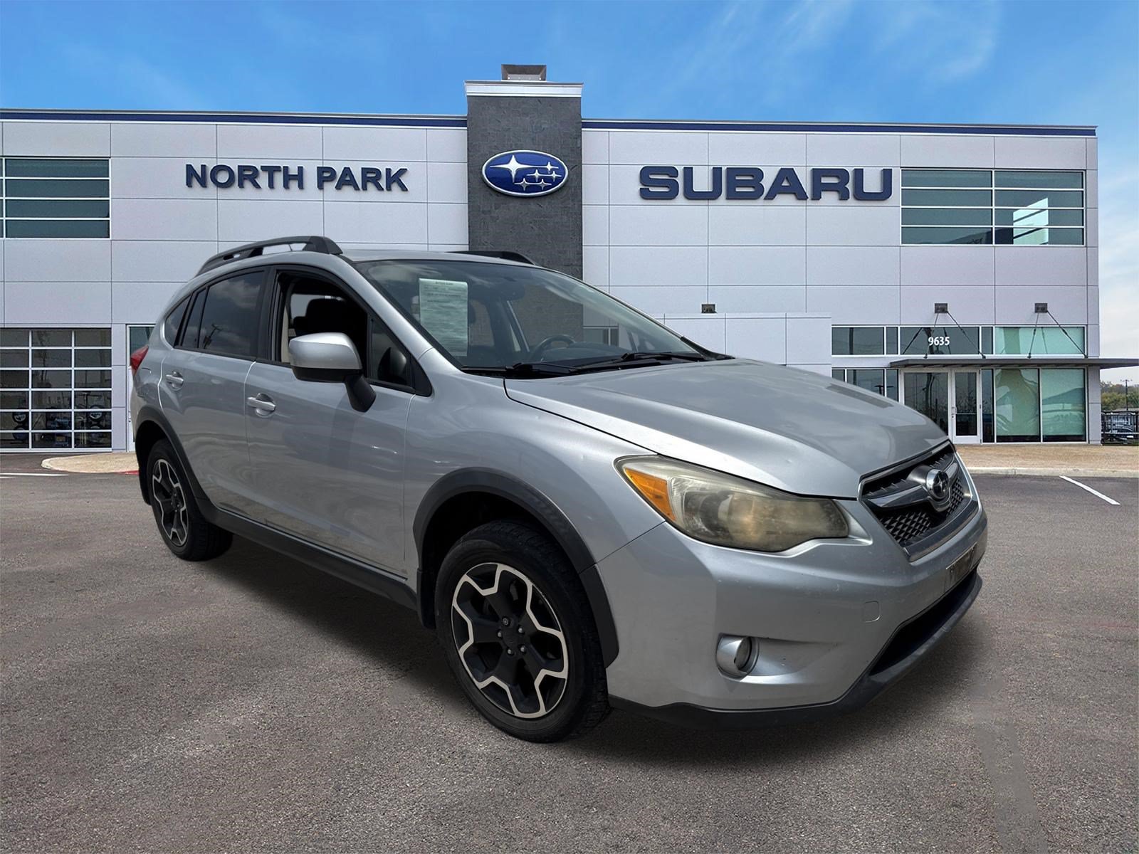 Used 2014 Subaru XV Crosstrek 2.0i Limited AWD/4WD image 1