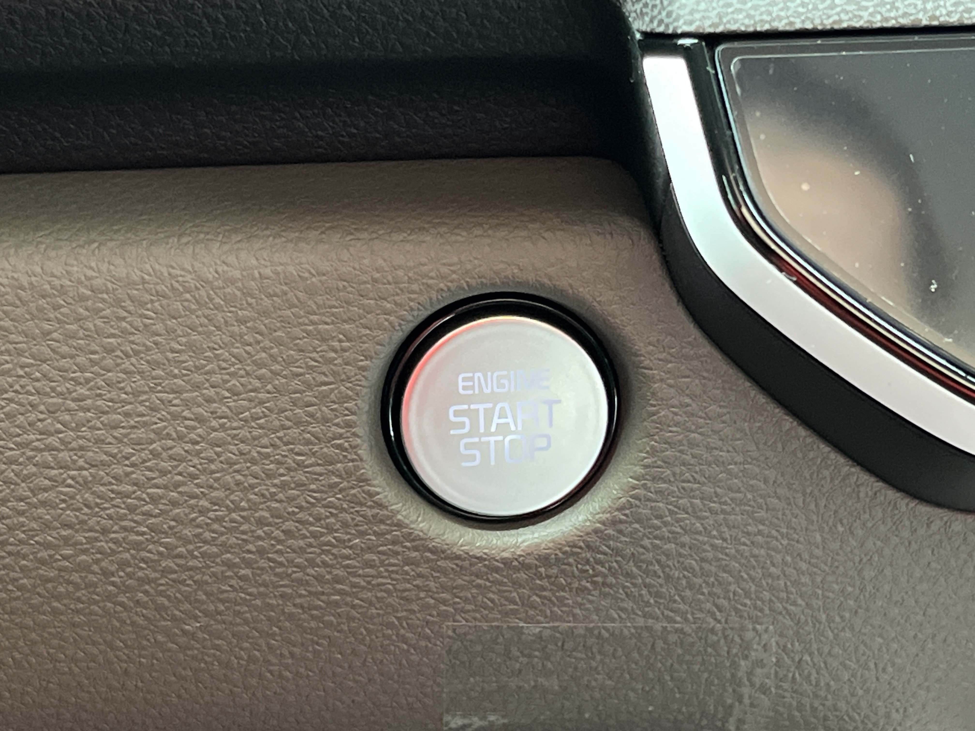 New 2026 Kia Carnival EX FWD image 12