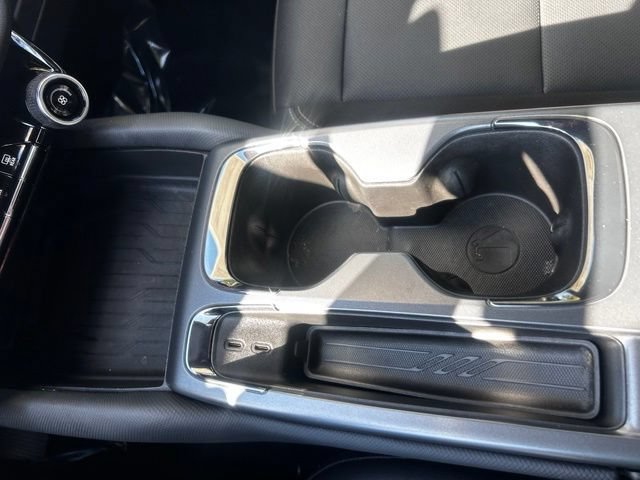Used 2024 Chevrolet Equinox EV RS FWD image 31