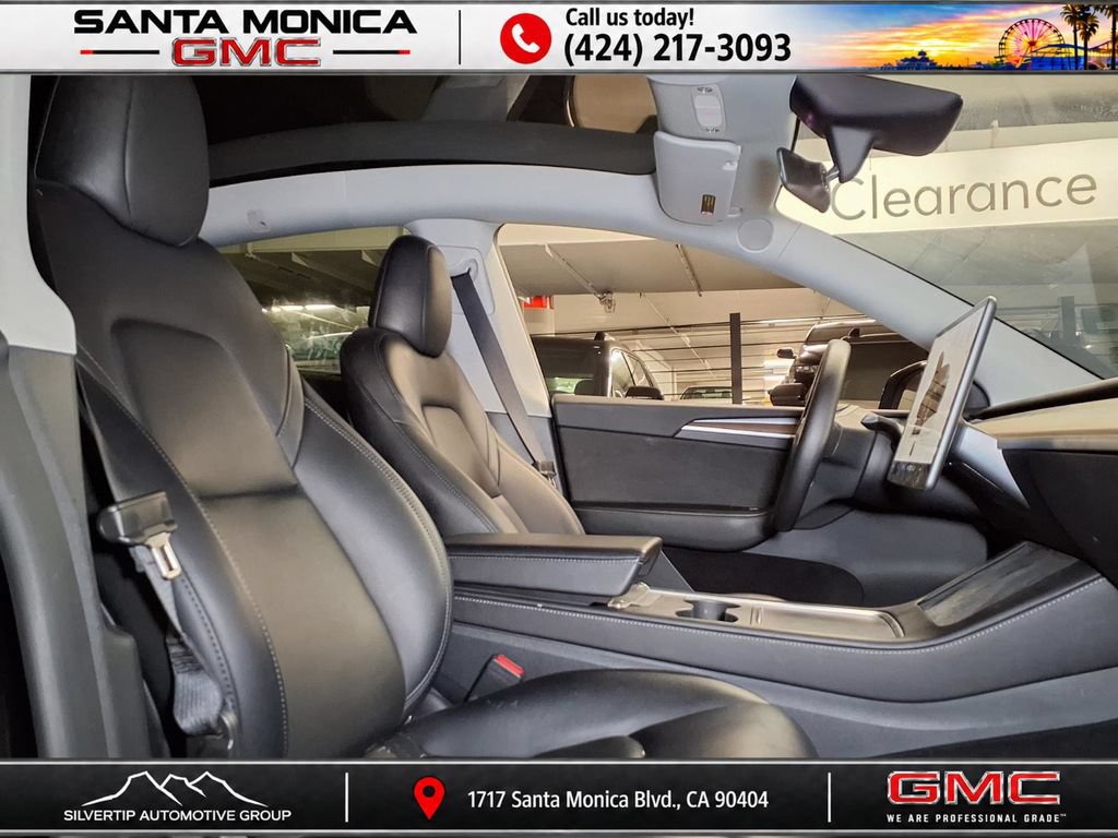 Used 2024 Tesla Model Y Long Range AWD/4WD image 20