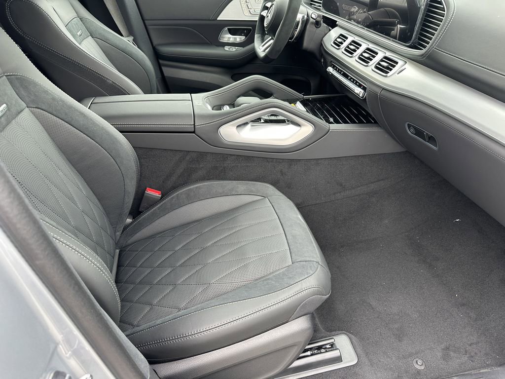 New 2025 Mercedes-Benz GLE 53 AMG 4MATIC Coupe image 10