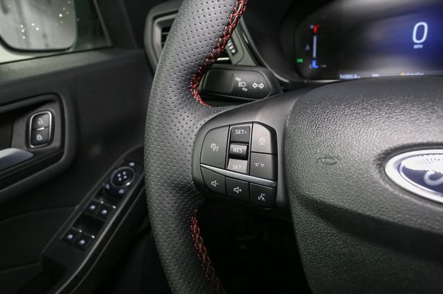 Used 2024 Ford Escape ST-Line w/ Tech Pack #1 AWD/4WD image 34