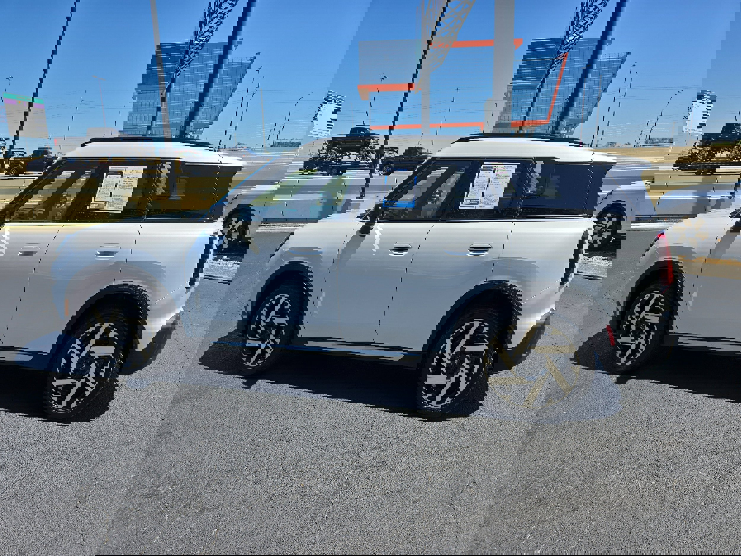 Used 2025 MINI Cooper Countryman S w/ Comfort Package Max image 7