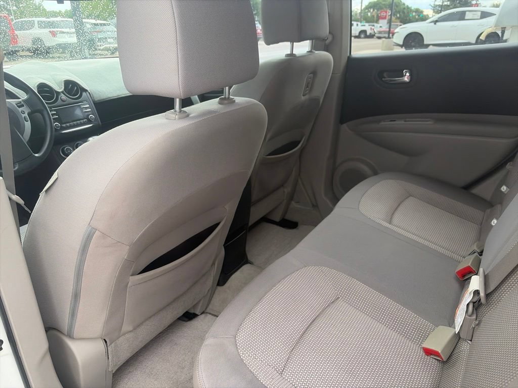 Used 2013 Nissan Rogue SV FWD image 21