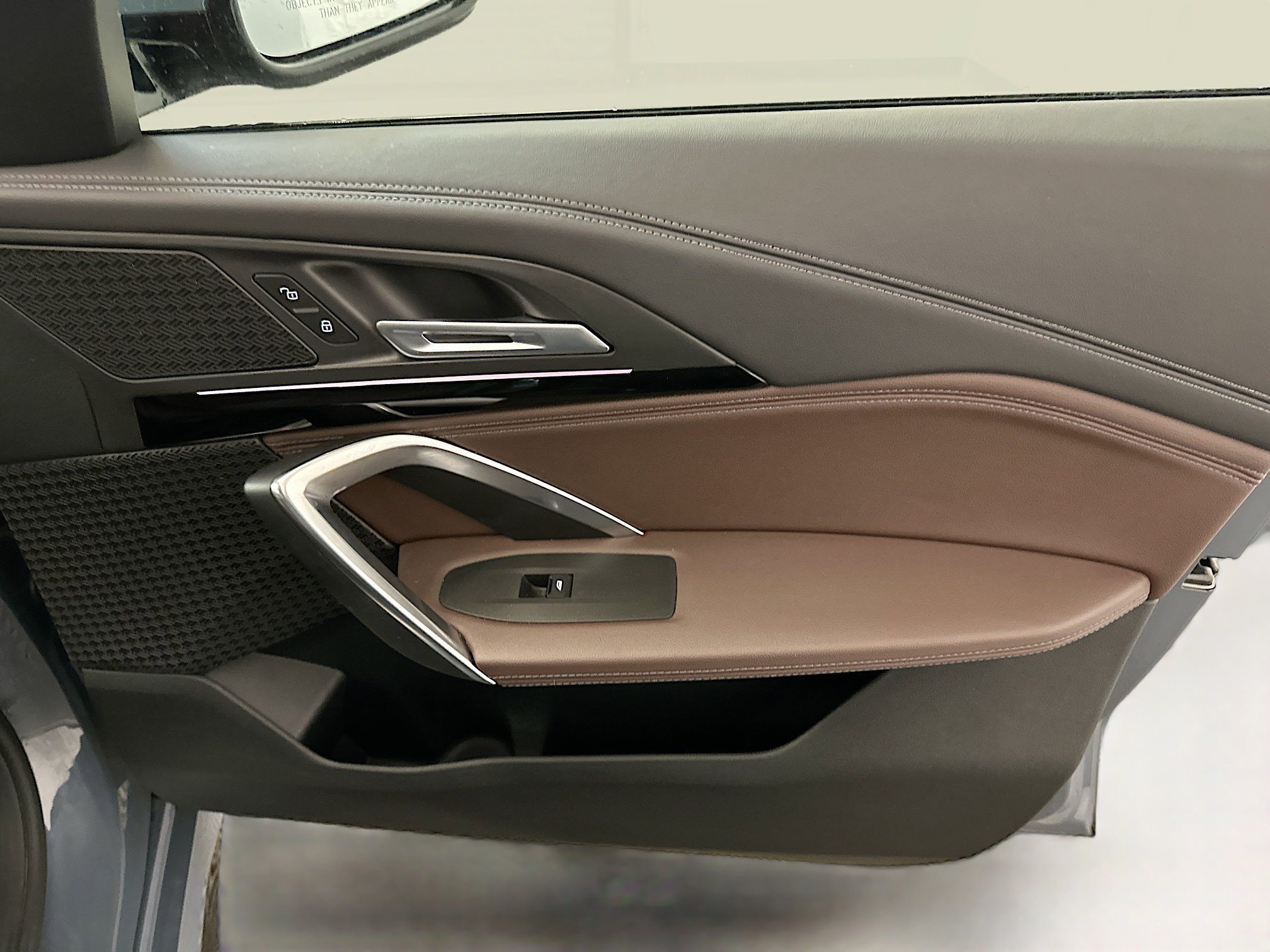 Used 2023 BMW X1 xDrive28i w/ M Sport Package AWD/4WD image 35