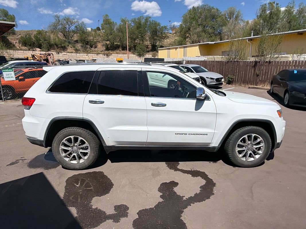 Used 2015 Jeep Grand Cherokee Limited AWD/4WD image 8