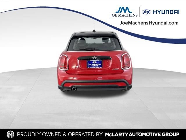 Used 2023 MINI Cooper 4-Door Hardtop FWD image 7