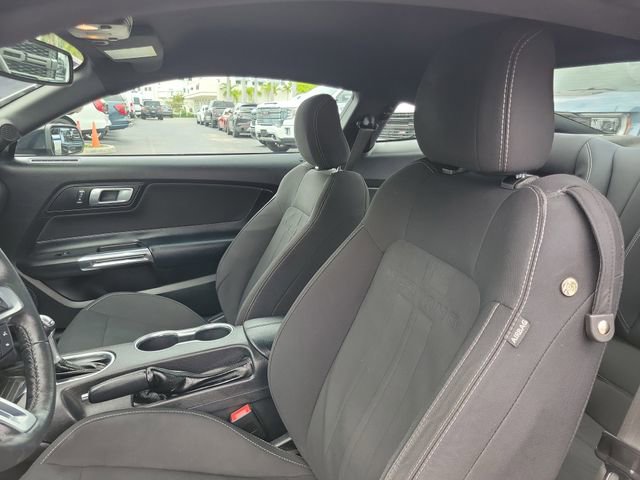 Used 2020 Ford Mustang Coupe RWD image 8