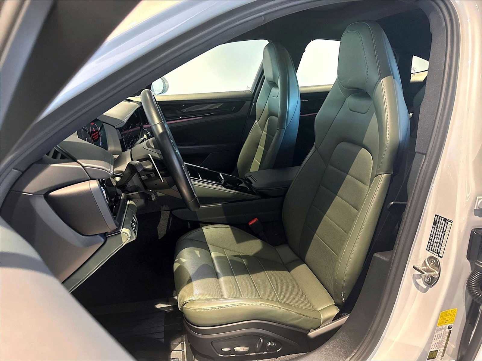 Used 2024 Porsche Panamera 4 AWD/4WD image 8