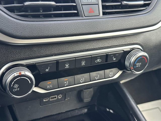 Used 2022 Nissan Altima 2.5 SV w/ SV Premium Package image 27