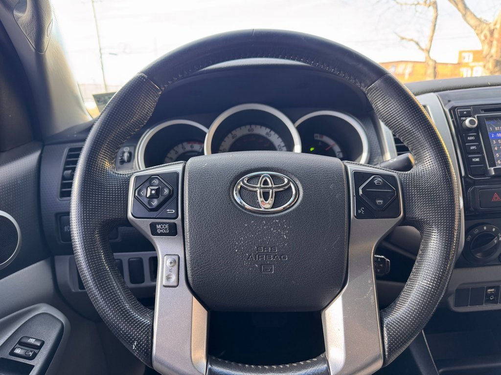 Used 2014 Toyota Tacoma PreRunner w/ SR5 Package image 25