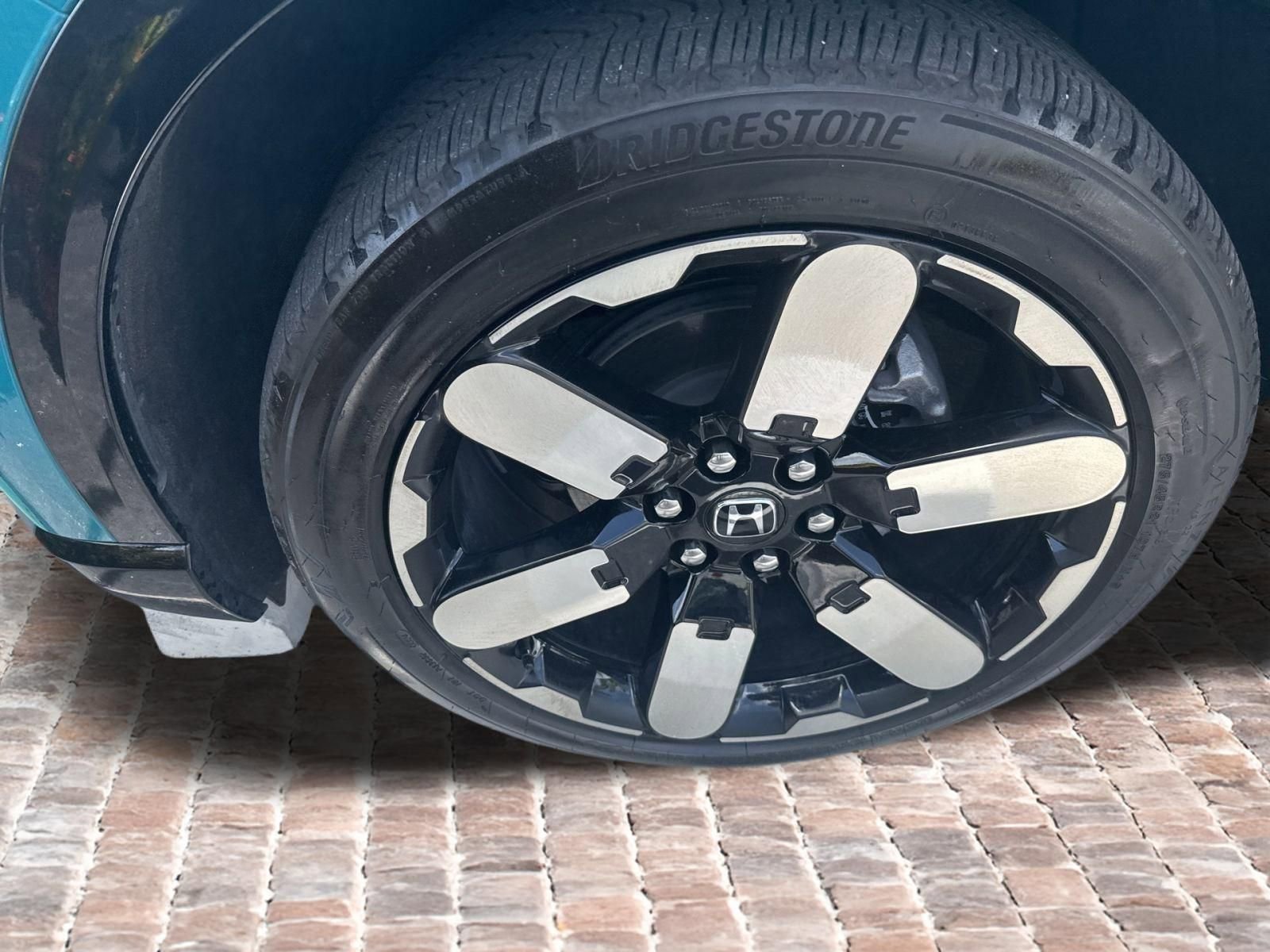 Used 2024 Honda Prologue Elite image 5