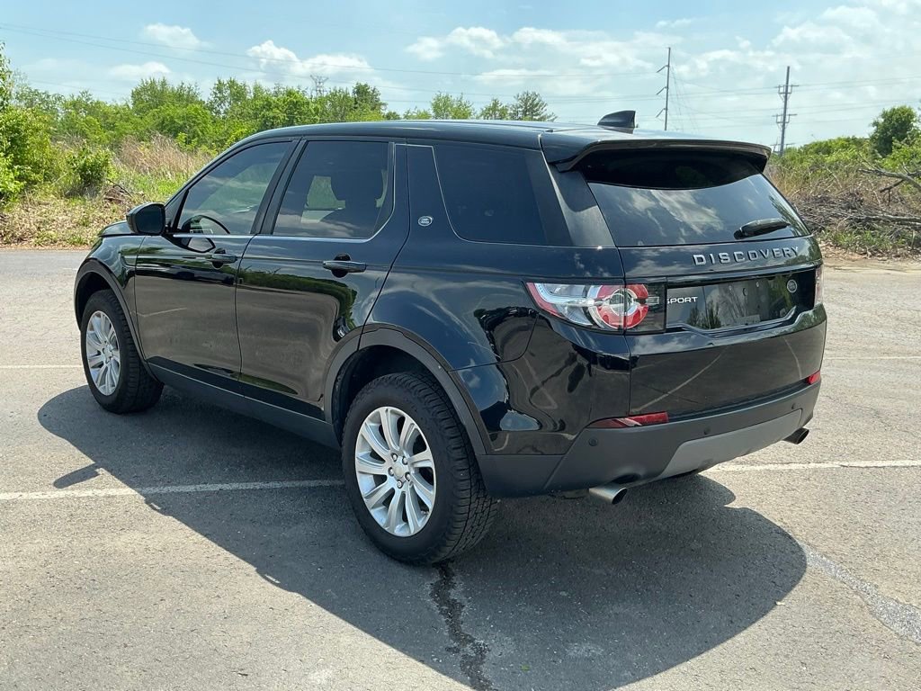 Used 2019 Land Rover Discovery Sport SE image 26
