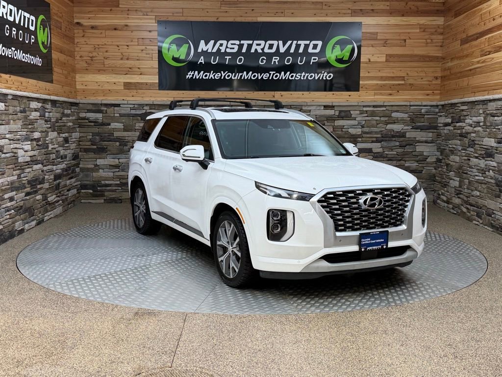 Used 2022 Hyundai Palisade Limited w/ Winter Package image 2