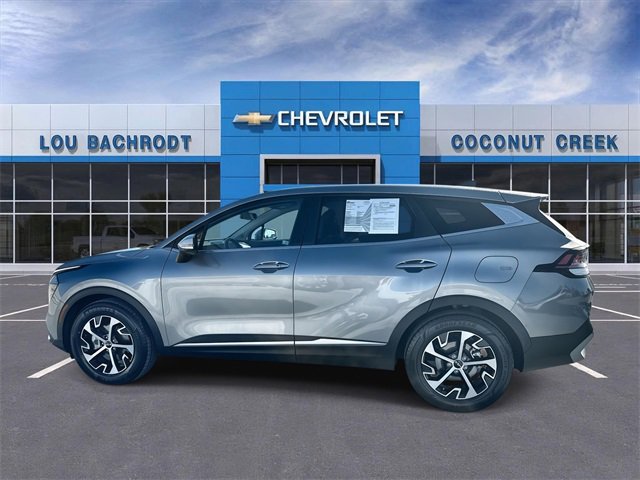 Used 2024 Kia Sportage EX image 5