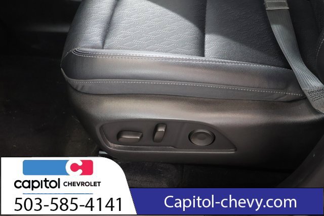 Used 2025 Chevrolet Equinox LT w/ Convenience Package II AWD/4WD image 13