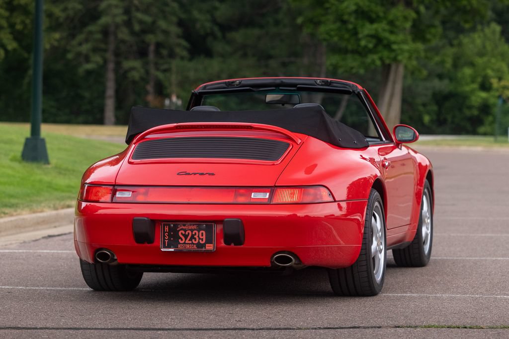 Used 1995 Porsche 911 Carrera RWD image 55