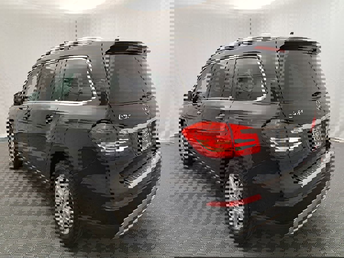 Used 2016 Mercedes-Benz GL 450 4MATIC image 4