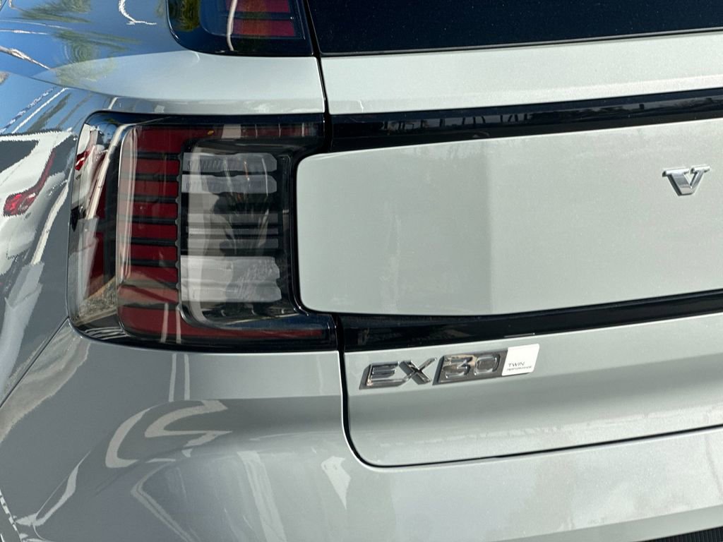 New 2026 Volvo EX30 Plus w/ Climate Package image 25