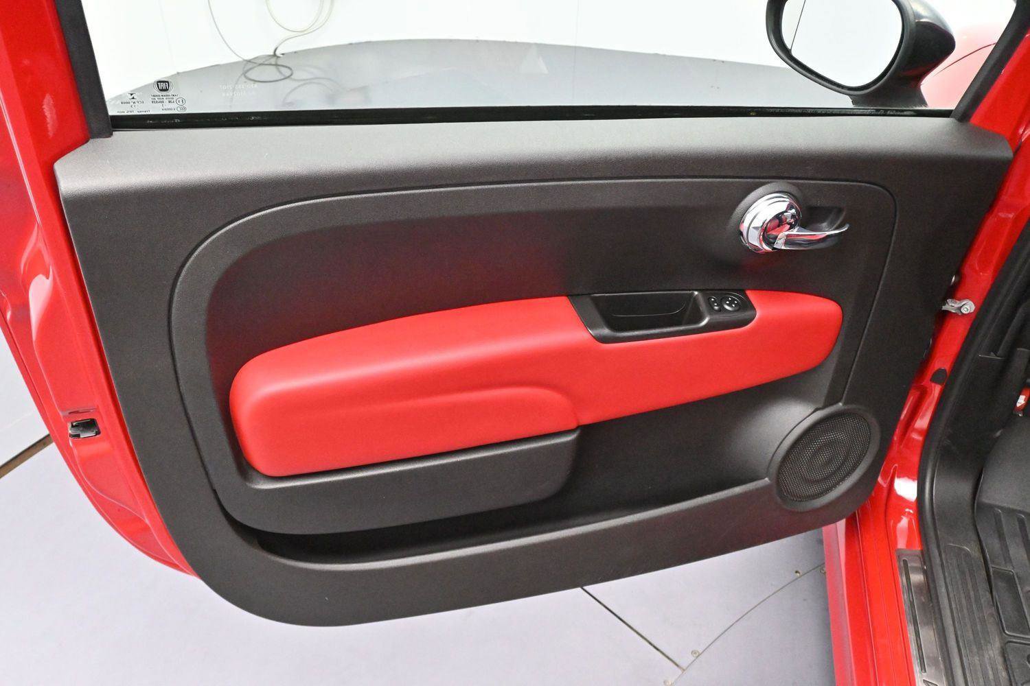 Used 2013 FIAT 500 Abarth FWD image 9