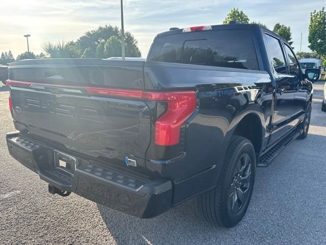 Used 2023 Ford F150 Lightning Lariat w/ Equipment Group 511A High AWD/4WD image 5