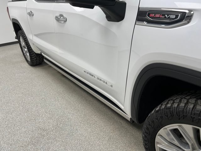 Used 2021 GMC Sierra 1500 Denali w/ Denali Ultimate Package AWD/4WD image 12
