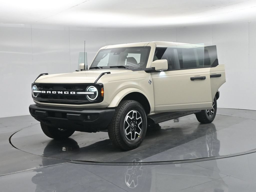 New 2026 Ford Bronco Outer Banks AWD/4WD image 30