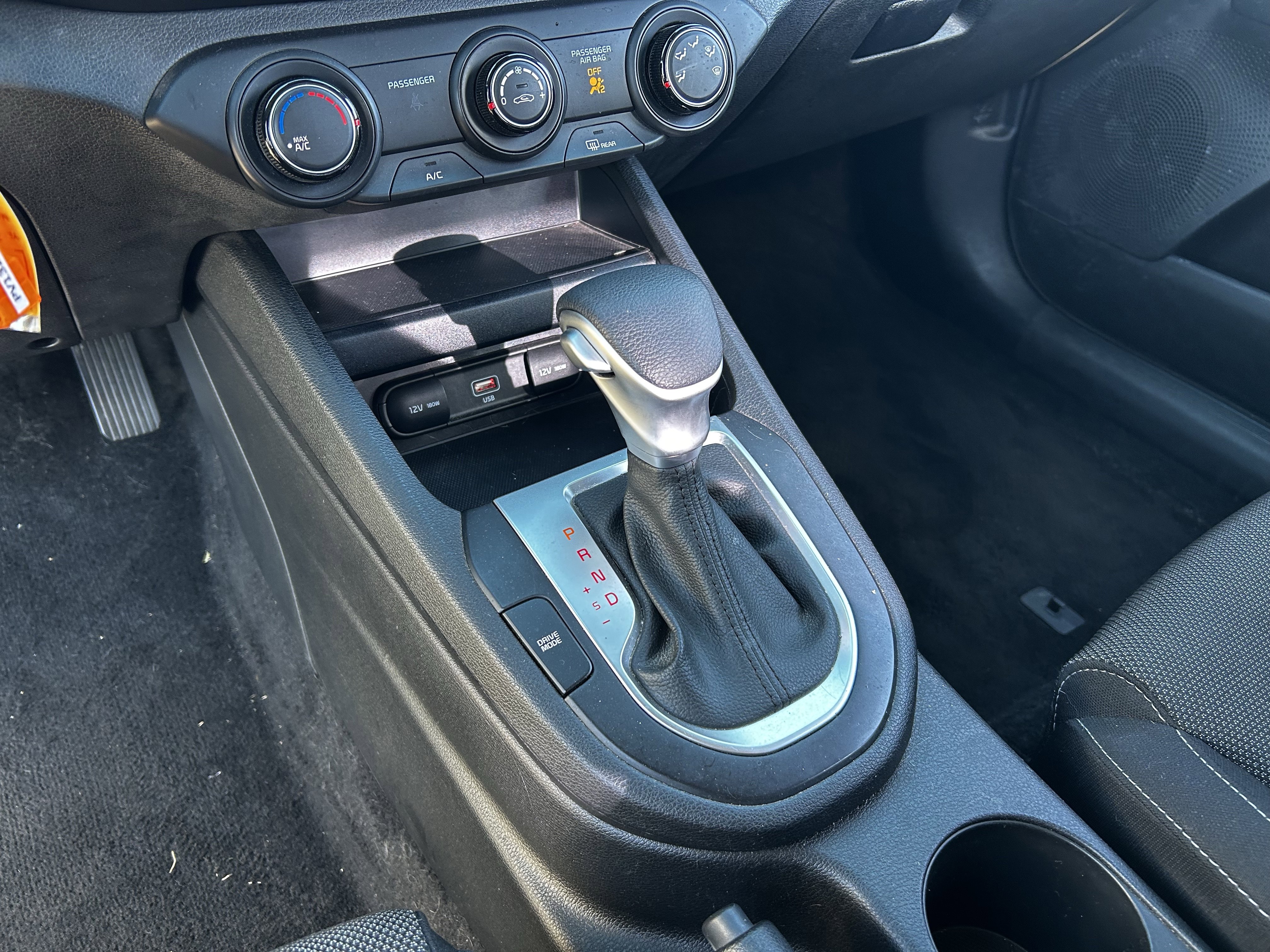 Certified 2022 Kia Forte LXS image 25