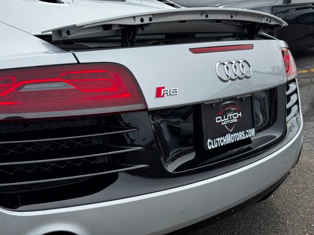 Used 2014 Audi R8 V10 AWD/4WD image 9