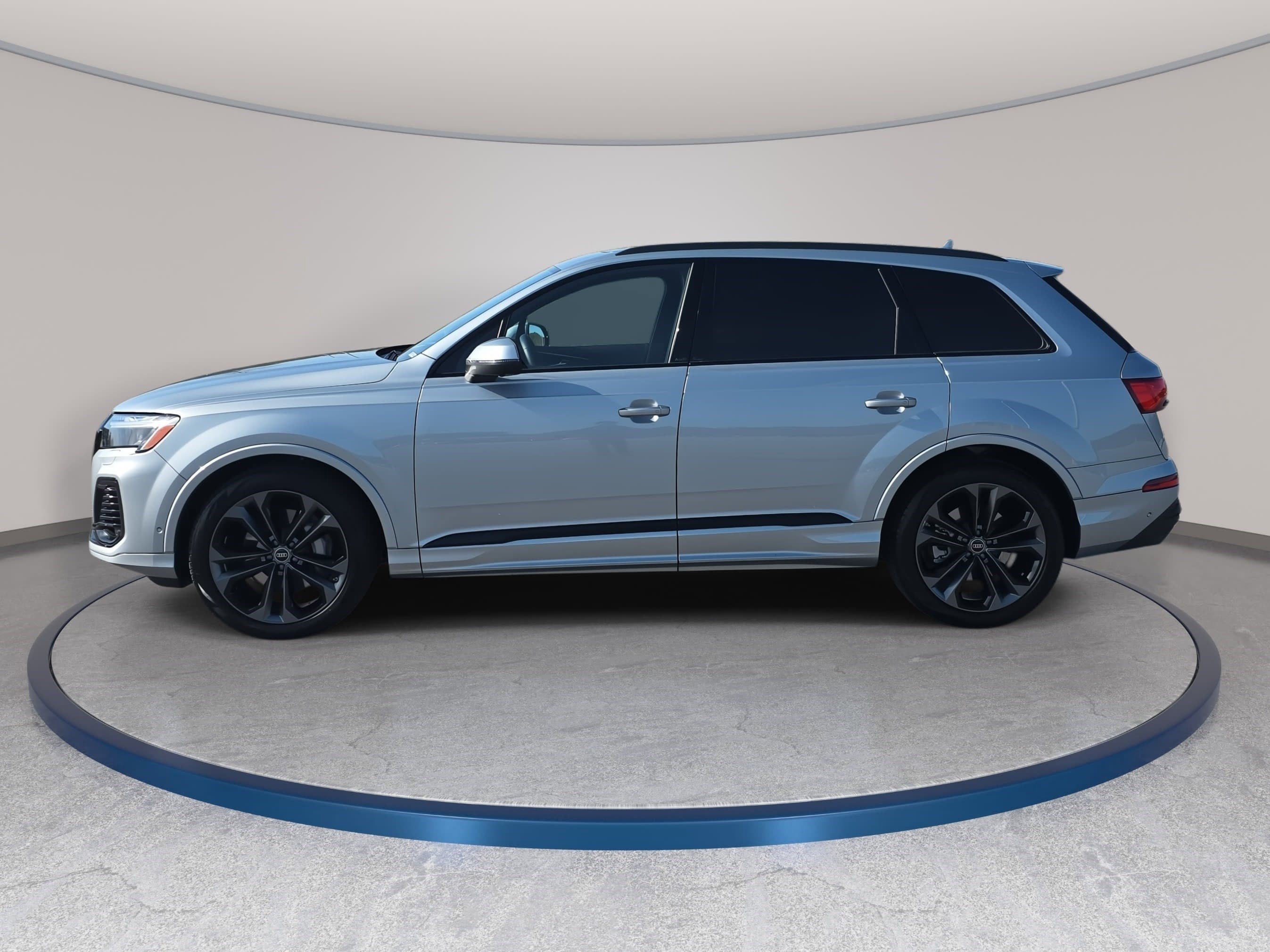 Certified 2025 Audi Q7 3.0T Prestige w/ Prestige Package image 7