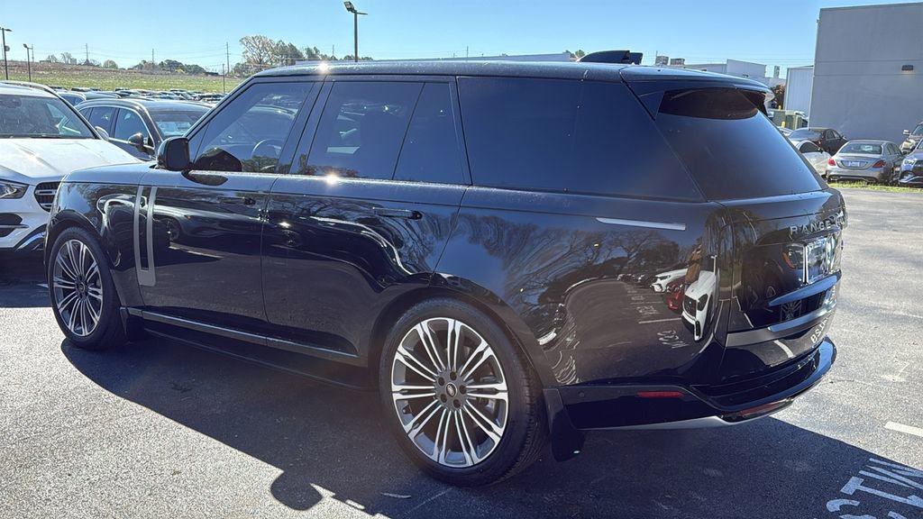 Used 2023 Land Rover Range Rover SE image 5