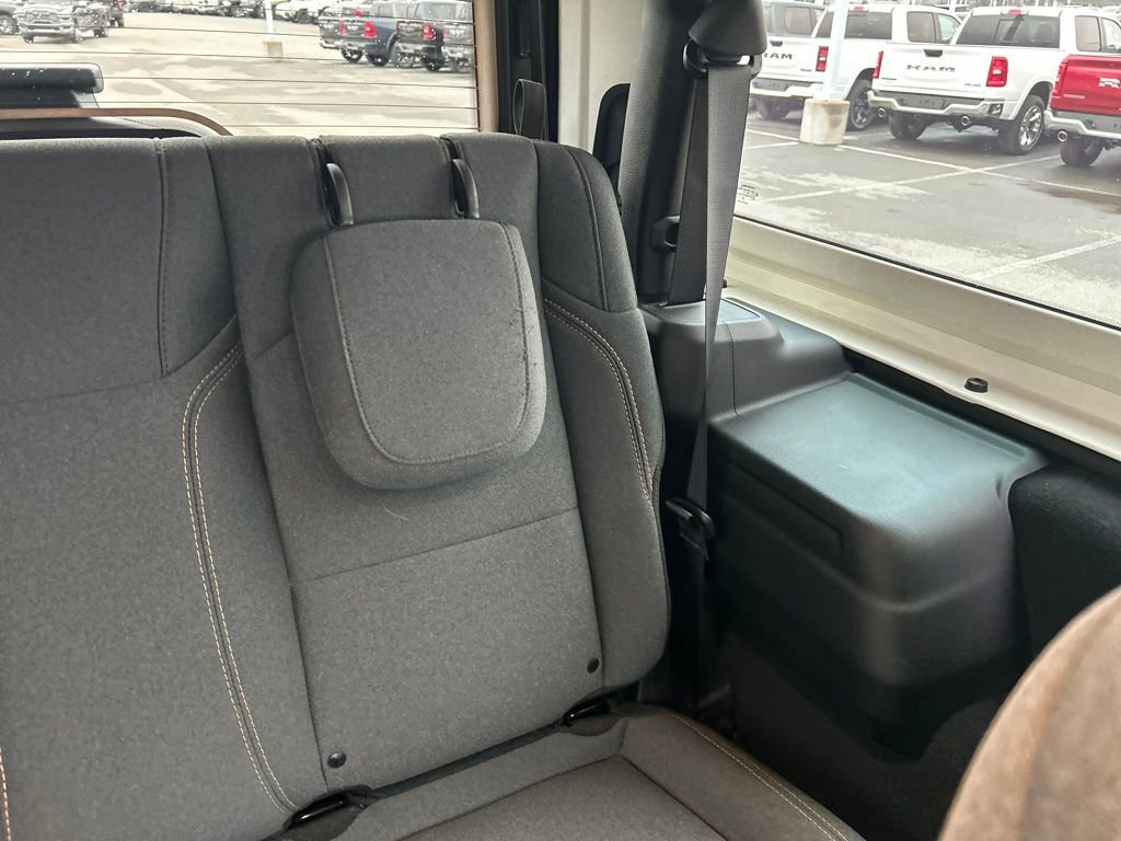 Used 2024 Jeep Wrangler Sport S image 14