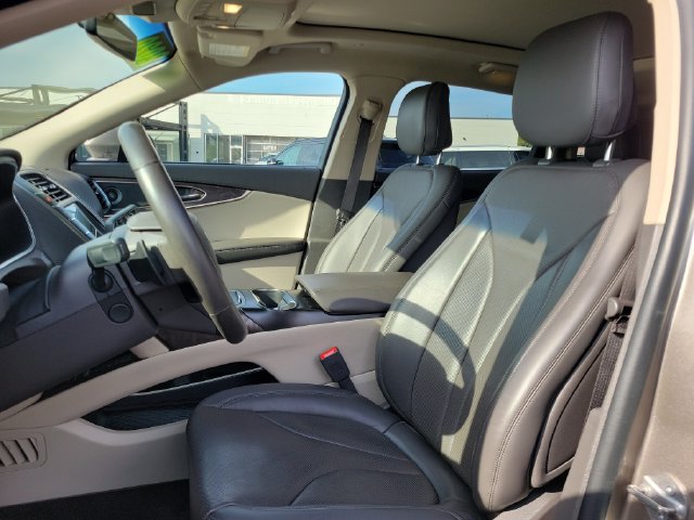 Used 2020 Lincoln Nautilus Reserve AWD/4WD image 5