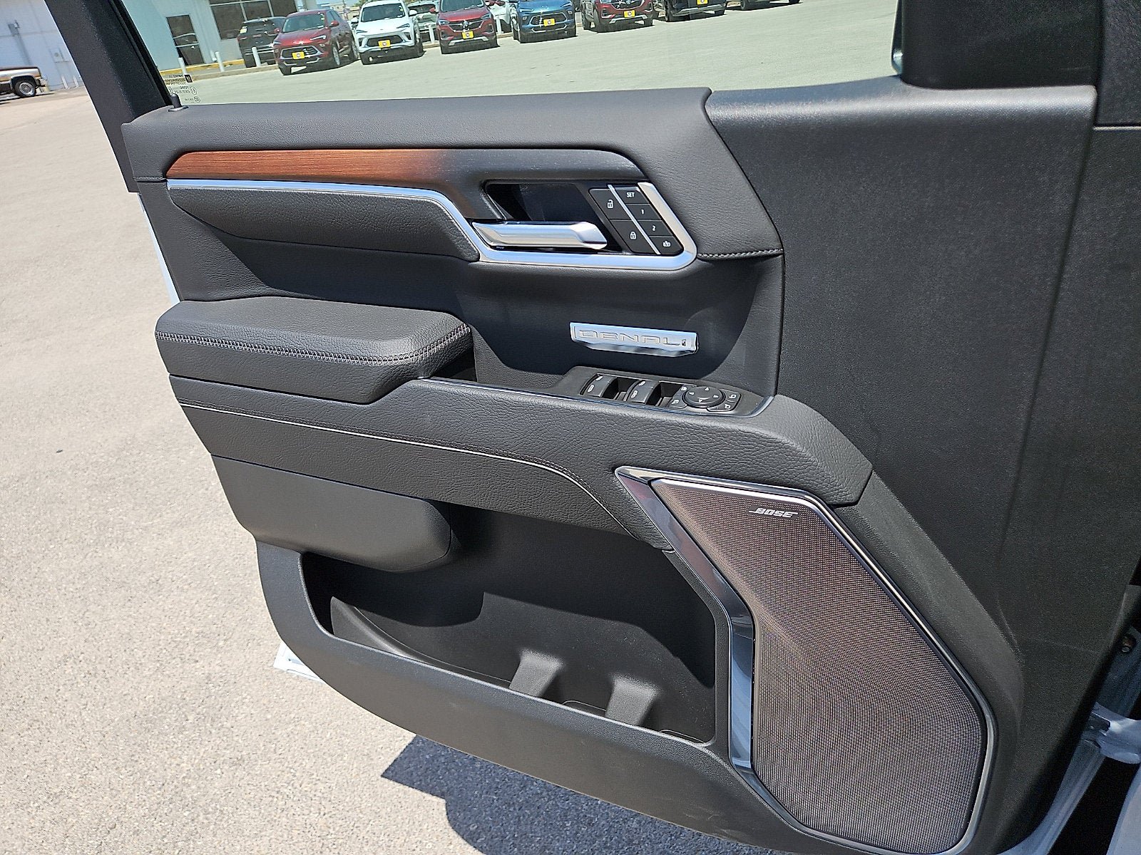 New 2026 GMC Sierra 1500 Denali AWD/4WD image 13