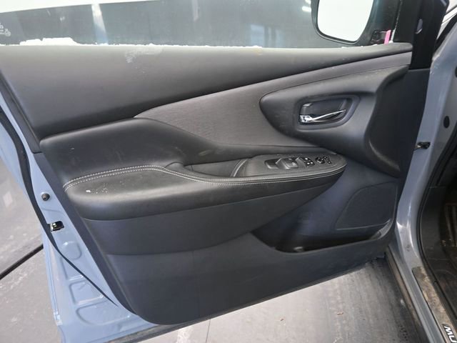 Used 2022 Nissan Murano SV w/ SV Midnight Edition Package image 19