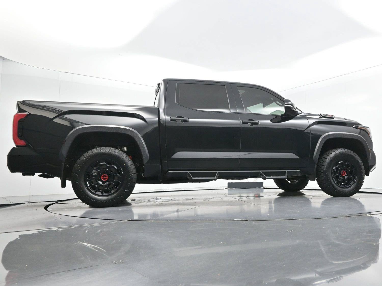 Used 2025 Toyota Tundra TRD Pro AWD/4WD image 51