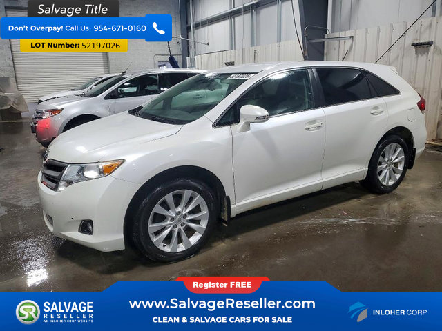 Used 2013 Toyota Venza LE FWD image 1