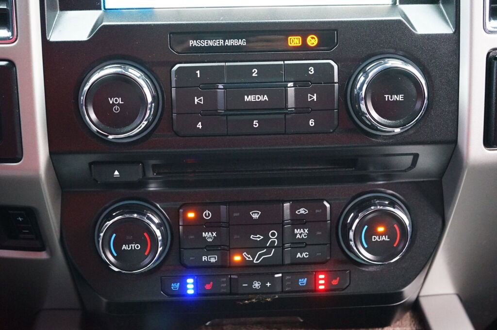 Used 2018 Ford F250 Lariat w/ Lariat Ultimate Package image 22