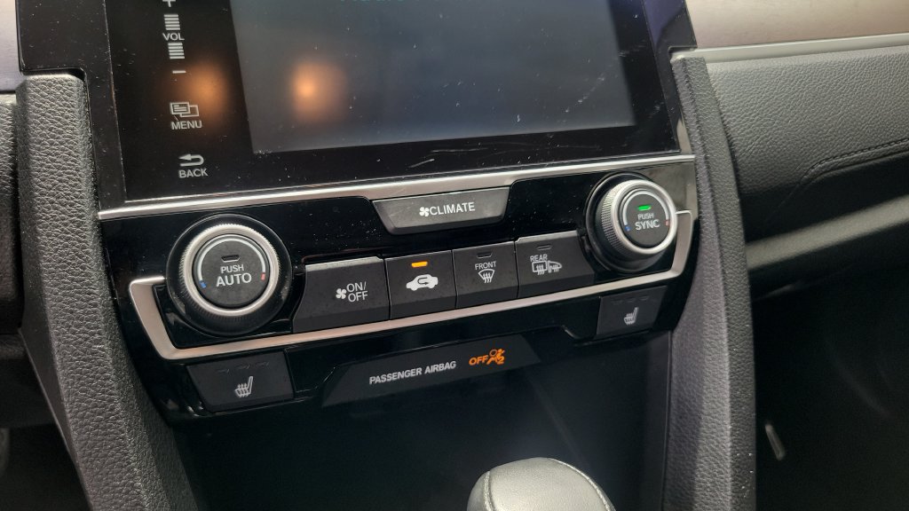 Used 2018 Honda Civic Touring image 15