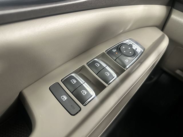 New 2026 Kia Carnival EX image 16