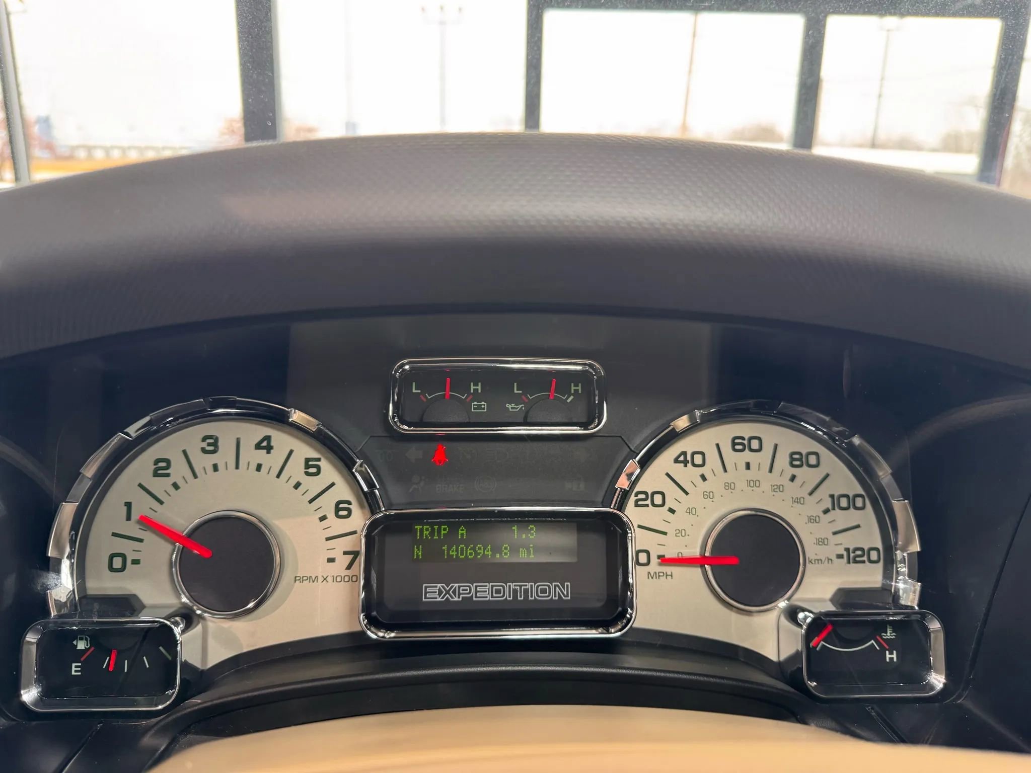 Used 2010 Ford Expedition Eddie Bauer image 28