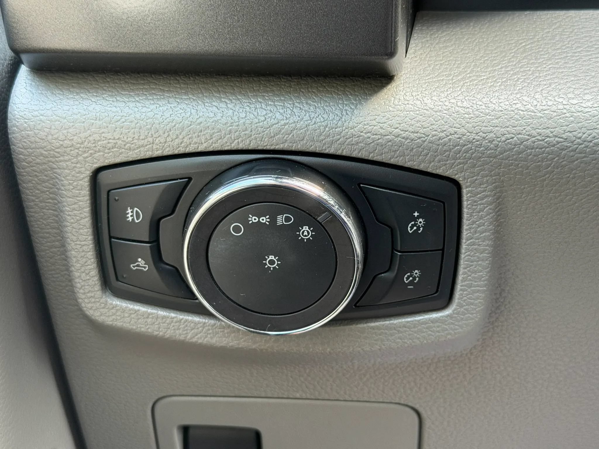 Used 2019 Ford F150 XLT AWD/4WD image 22