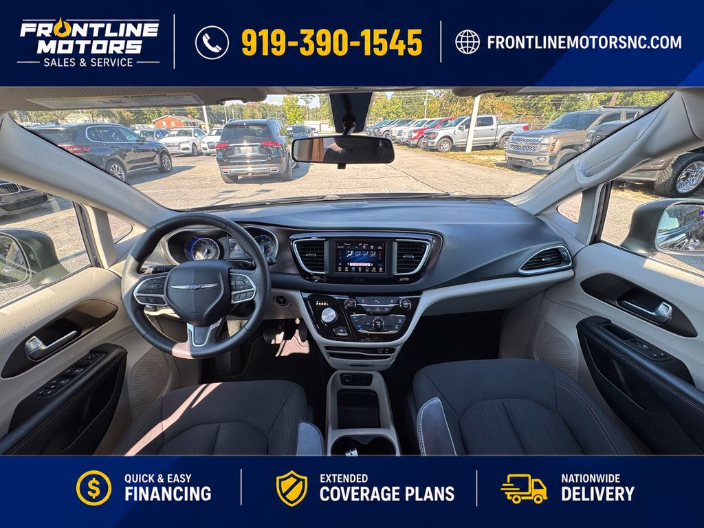 Used 2018 Chrysler Pacifica LX FWD image 19