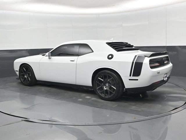 Used 2016 Dodge Challenger R/T Scat Pack RWD image 31
