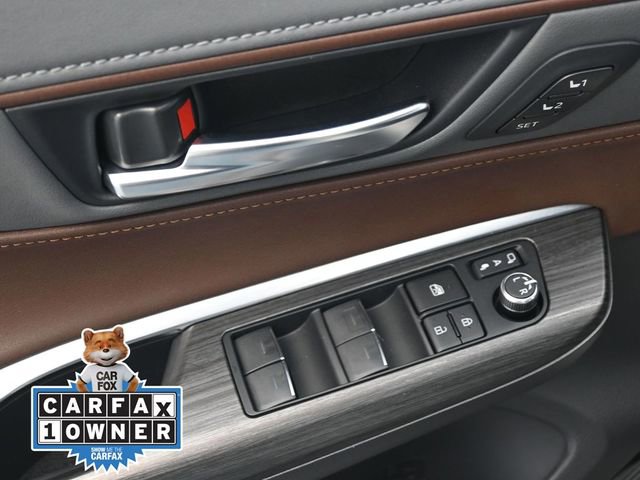 Used 2024 Toyota Venza Limited AWD/4WD image 17